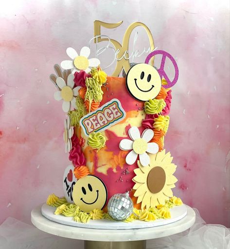 60s Cake Ideas, 60s Themed Cake, 60s Cake, Buttercream Ideas, Hippie Cake, Lunch Cake, 2023 Cake, 70s Party Theme, 5th Birthday Cake