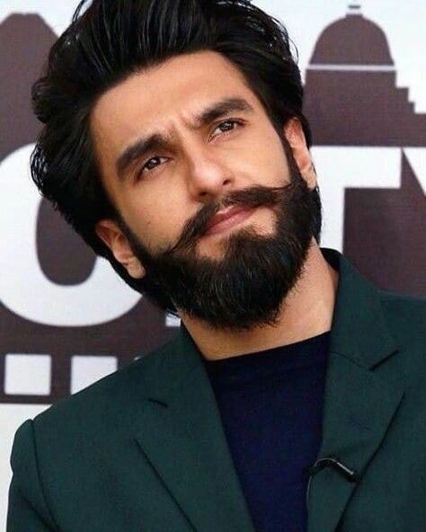 Ranveer Singh looking cool Ranveer Singh Beard, Ranveer Singh Hairstyle, Deepika Ranveer, Long Beard Styles, Beard Care Products, Hairstyle Long, Mens Hairstyles With Beard, Eyebrow Growth, Actor Studio