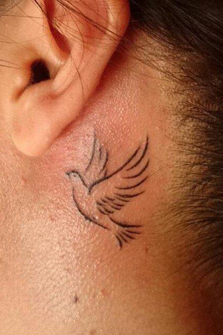 20 Cute Behind the Ear Tattoos for Women in 2020 - The Trend Spotter Dove Tattoo Behind Ear, Tattoo Designs Behind Ear, Small Dove Tattoos, Behind The Ear Tattoos, Dove Tattoo Design, Small Neck Tattoos, Behind Ear Tattoos, Tattoo Behind Ear, Dove Tattoos