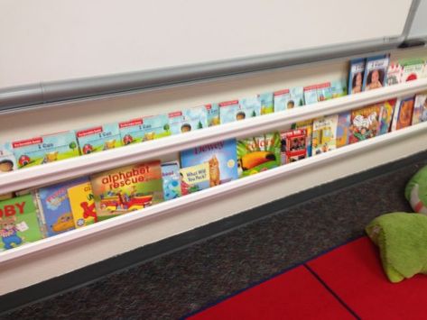 Classroom Wall Shelves, Magnetic Book Shelf Classroom, Bookshelves For Classroom, Diy Classroom Bookshelf, Classroom Bookshelf Ideas, Time In Corner, Classroom Bookshelves, 1st Grade Bulletin Boards, Bookshelf Classroom