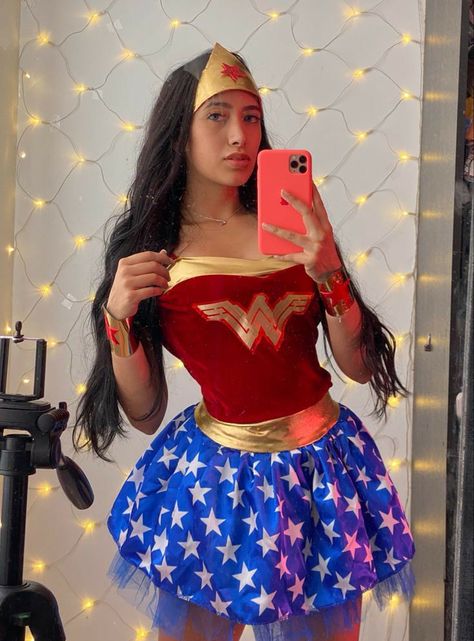 [LMH] WW Cosplay Cosplay Facil, Moda Coachella, Butterfly Ideas, Wonder Woman Makeup, Wonder Woman Costume, Classic Horror Movies, Halloween Inspo, Classic Horror, Its My Birthday