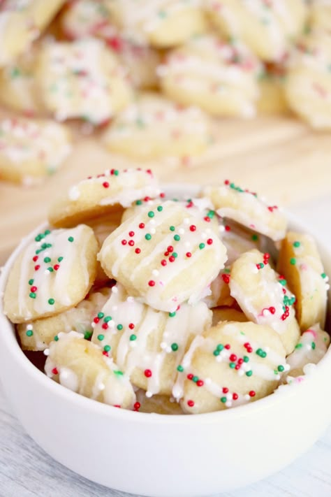 Christmas Sugar Cookie Bites | Wishes and Dishes Christmas Cookies Sugar Cookie, Christmas Cookies Sugar, Sugar Cookie Bites, Swig Sugar Cookies, Wishes And Dishes, Favorite Christmas Desserts, Best Sugar Cookie, Christmas Sugar Cookie, Cookie Bites