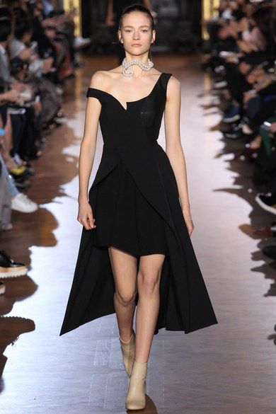 Casual Chique, Moda Paris, Style Noir, 2015 Fashion, Fall 2015, Looks Style, Black Dresses, Night Outfits, Fashion Details