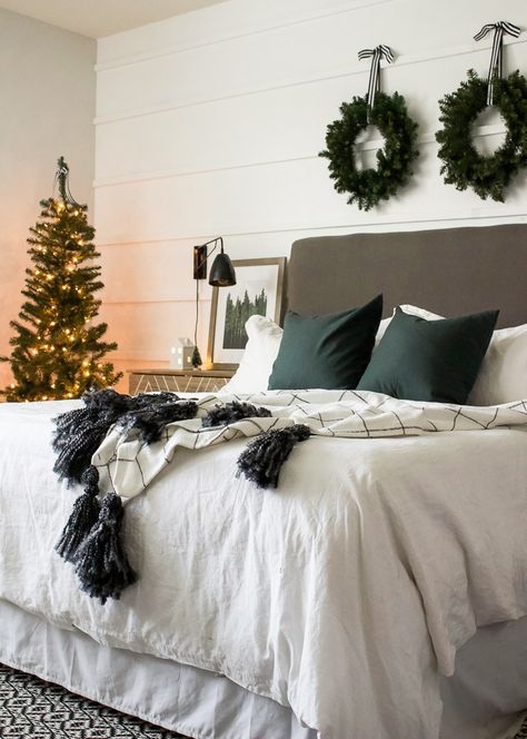 Christmas Bedroom 2018 - Hello Allison Green Christmas Room Decor, Modern Christmas Decor Bedroom, Christmas Bedding Green, Minimalist Christmas Bedroom Decor, White Green Christmas Decor, White Christmas Bedroom Decor, Simple Bedroom Christmas Decor, Bedroom Decor Christmas, Minimalist Christmas Bedroom