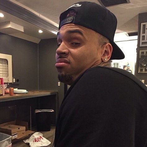 Chris Brown Chris Brown Funny, Chris Brown Pictures, Breezy Chris Brown, Current Mood Meme, Face Pictures, Face Facial, Reaction Face, Foto Baby, Memes Br