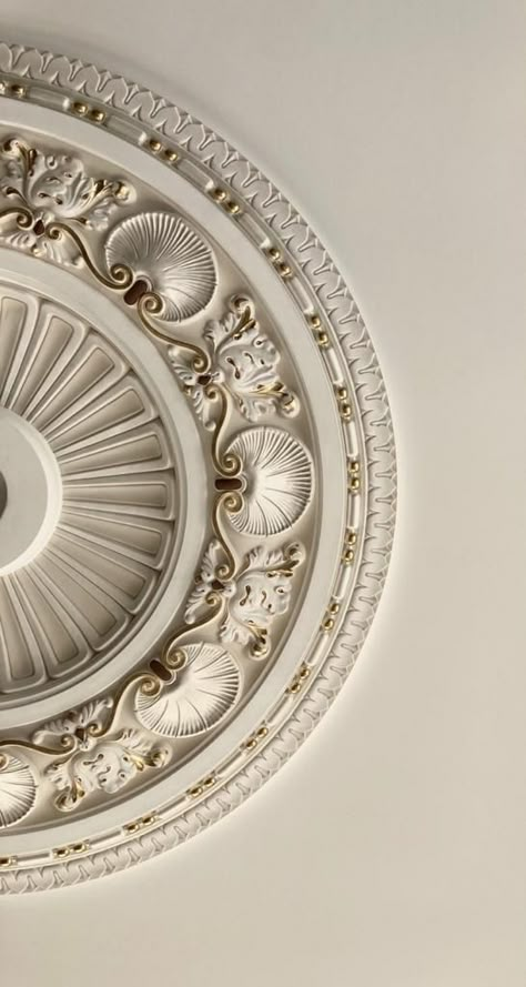 Cream Aesthetic, Baroque Architecture, Beige Aesthetic, Light Academia, Beautiful Architecture, White Wallpaper, White Aesthetic, Ceiling Design, Art Director