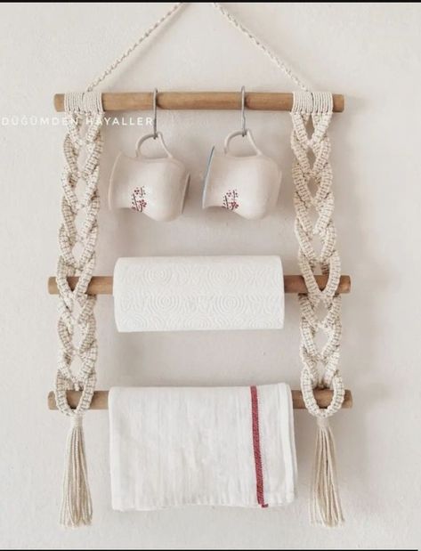 Simpul Makrame, Art Macramé, Pola Macrame, Manila Rope, Macrame Shelf, Macrame Wall Hanger, Macrame Plant Hanger Patterns, Boho Crafts Diy, Macrame Knots Pattern