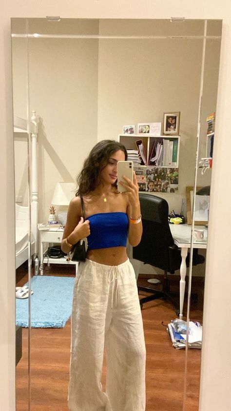 White Summer Pants Outfit, Bahama Outfits Ideas, Brazilian Summer Outfits, Summer Fits 2024, Costal Grandma Aesthetic Outfits, Barbeque Outfit, White Set Outfit, Non Basic Outfits, Shoulder Off Top