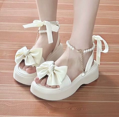 Increasing Height, Heels Trendy, Mary Jane Platform Shoes, Pearl Sandals, Dr Shoes, Platform Mary Janes, Girly Shoes, Comfort Shoes, Fairy Dress