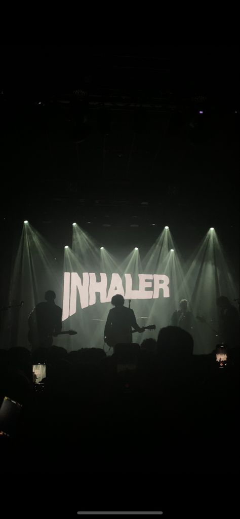 Inhaler Band Wallpaper Laptop, Inhaler Concert Aesthetic, Inhaler Band Concert, Inhaler Lockscreen, Inhaler Aesthetic Band, Elijah Hewson Wallpaper, Inhaler Asthma Aesthetic, Inhaler Band Wallpaper, Inhaler Band Aesthetic