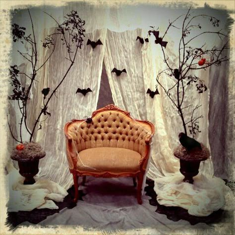 Photo backdrop my daughter and I designed for her photography studio, Eleakis & Elder in Sacramento, Ca. Halloween Photo Backdrop, Halloween Mini Session, Dekorasi Halloween, Photo Halloween, Halloween Photo Booth, Casa Halloween, Halloween Dance, Halloween Photography, Halloween Backdrop