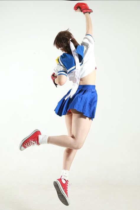 Sakura Kasugano, Action Pose Reference, Female Pose Reference, Anatomy Poses, Glamour Photo, Body Reference Poses, Foto Tips, Human Poses Reference, Figure Poses