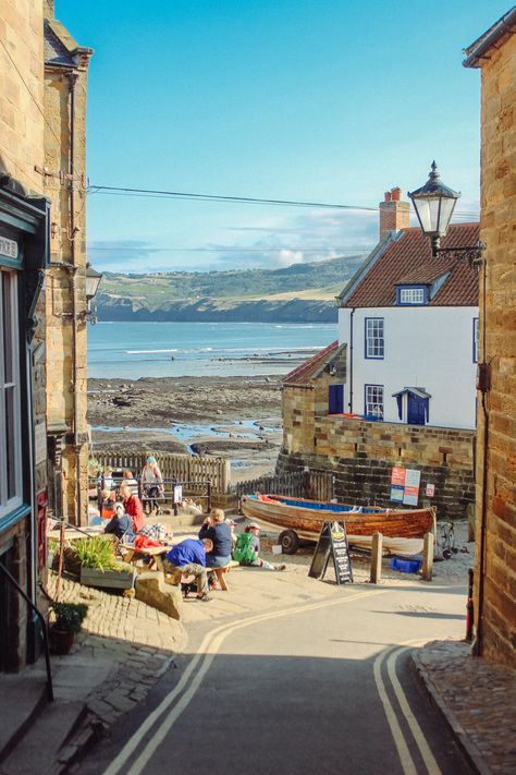 Village By The Sea, Travel Tricks, Robin Hoods, Robin Hoods Bay, Uk Beaches, British Seaside, East Yorkshire, Seaside Village, Photo Diary