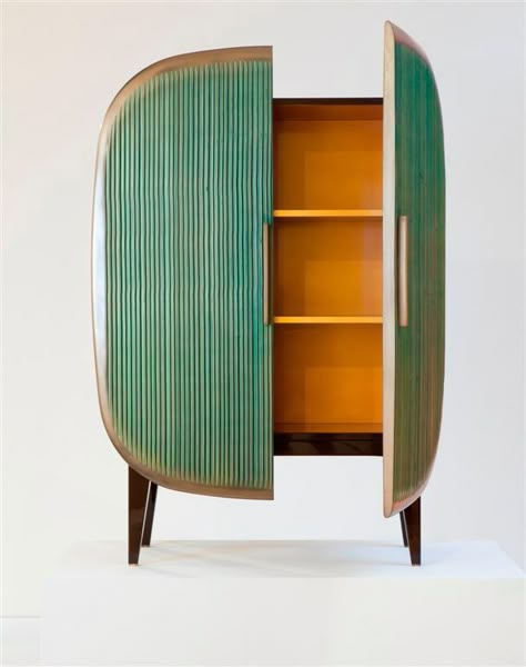 Art Deco Cabinet, Deco Retro, Funky Furniture, Retro Furniture, Retro Home Decor, Furniture Inspiration, Mid Century Modern Furniture, Retro Home, Mid Century Furniture