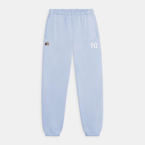 #YankeesFleeceSweatpantMadhappy #madhappy #sweatpants #wishlist Yankees Logo, Fleece Shorts, Major League Baseball, Major League, Denim Pant, New York Yankees, Combed Cotton, Mlb, Final Sale