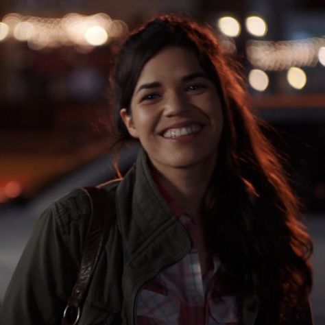 Amy Superstore Icon, America Ferrera Superstore, America Ferrera Aesthetic, Amy Superstore, Superstore Aesthetic, Latina Icons, Superstore Tv Show, Superstore Tv, Saul Goodman