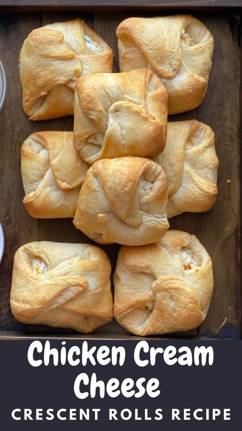 Cream Cheese Chicken Pockets, Chicken Stuffed Crescent Roll Recipes, Cheese Chicken Crescent Rolls, Easy Dinner For Leftovers, Chicken Croissants Rolls, Chicken And Cheese Croissant, Chicken Bacon Crescent Rolls, Chicken In Croissant Roll, Chicken Croissant Bake