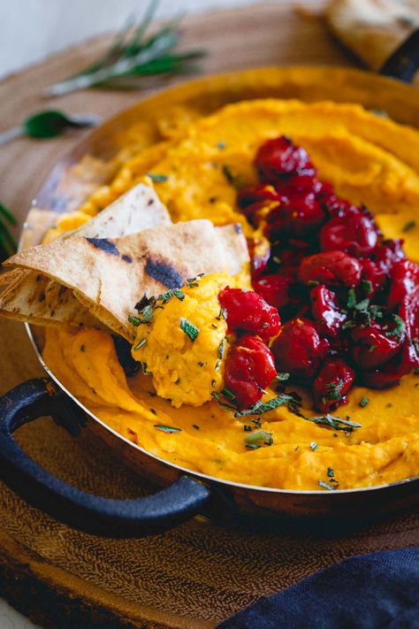 Creamy butternut squash dip is topped with a simple tart cherry compote for a festive appetizer. Butternut Squash Appetizer, Squash Dip, Butternut Squash Goat Cheese, Squash Goat Cheese, Dip With Cream Cheese, Curry Dip, Goat Cheese Dip, Creamy Butternut Squash, Cherry Compote