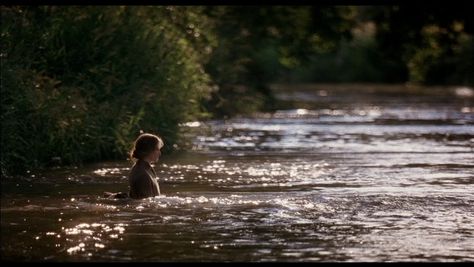 "Someone has to die in order that the rest of us should value life more. It's contrast." Virginia Woolf The Hours (2002) The Hours Movie, Romantic Scenery, 2024 Books, Film Shots, Lake Lanier, Andy Garcia, Beat Generation, Best Cinematography, Movie Moments