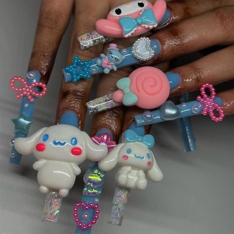 Sanrio Nail Ideas, Nails Acrylic Extra, Sanrio Nails Acrylic, Sanrio Nail Art, Sanrio Nails, Charm Nails, Kawaii Shorts, Kawaii Nail Art, Aesthetic Nail