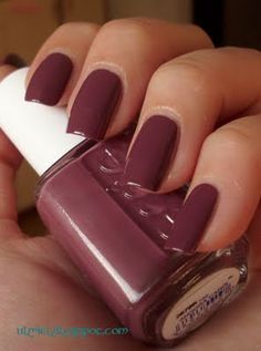 Essie Angora Cardi, Nail Paint Shades, Nail Polish Colors Fall, Heart Nail Designs, Nail Remover, Nail Colour, Toenail Fungus, Thanksgiving Nails, Heart Nails