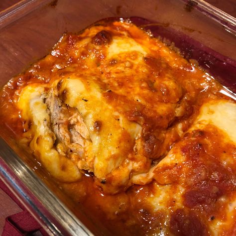 Baked Chicken Thighs Covered in Marinara and Cheese Baked Chicken Thighs, Marinara, Chicken Thighs, Baked Chicken, Mozzarella, New Recipes, Keto Recipes, Cheese, Chicken