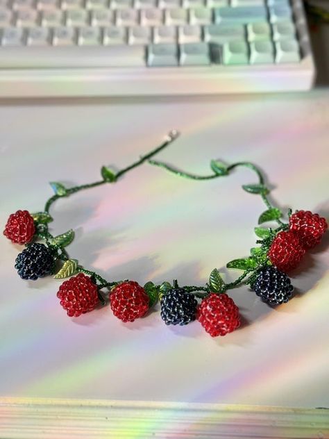 Beaded Raspberry Necklace : 18 Steps (with Pictures) - Instructables Beaded Raspberry, Raspberry Necklace, Beaded Jewlery, Handmade Jewelry Tutorials, Necklace Clasps, Beading Needles, Beaded Accessories, Pony Beads, Pearl Diamond