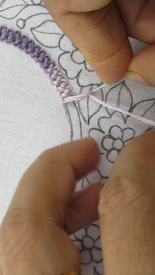 Braided Chain Stitch Embroidery, Braid Stitch Embroidery, Chain Stitch Tutorial, Braided Chain Stitch, Chain Stitch Embroidery, Stitch Tutorial, Beginner Sewing, Viral Reels, Beginner Sewing Projects Easy