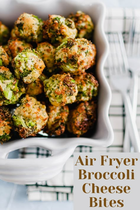 These Air Fryer Broccoli Cheese Bites are perfect for Christmas or New Years Eve appetizers. Simple to make, healthy and delicious. Brocoli And Cheese, Broccoli Cheddar Bites, New Years Eve Appetizers, Broccoli Cheese Bites, Party Munchies, Air Fryer Broccoli, Broccoli Bites, Fried Broccoli, Appetizers Healthy