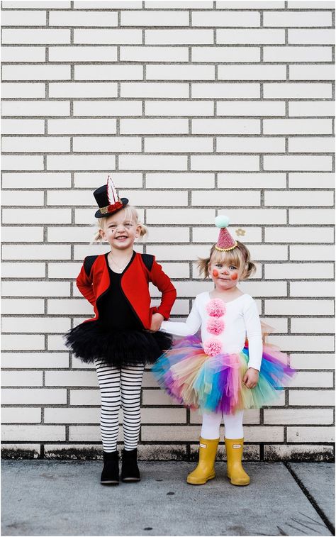 Circus Costume Kids, Circus Family Costume, Circus Themed Costumes, Diy Girls Costumes, Circus Halloween Costumes, Boo Costume, Circus Dress, Themed Halloween Costumes, Halloween Circus