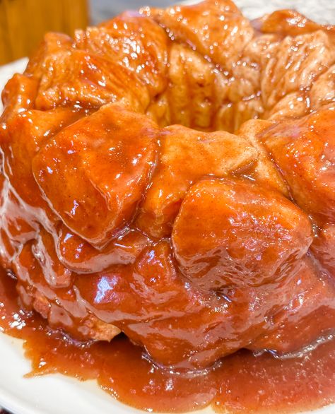 Dessert Monkey Bread, Mini Bundt Monkey Bread, Caramel Apple Monkey Bread, Cinnamon Roll Bundt Cake Monkey Bread, Banana Bread With Caramel Glaze, Orange Vanilla Monkey Bread Ree Drummond, Caramel Monkey Bread, Easy Dinner Desserts, Bubble Bread