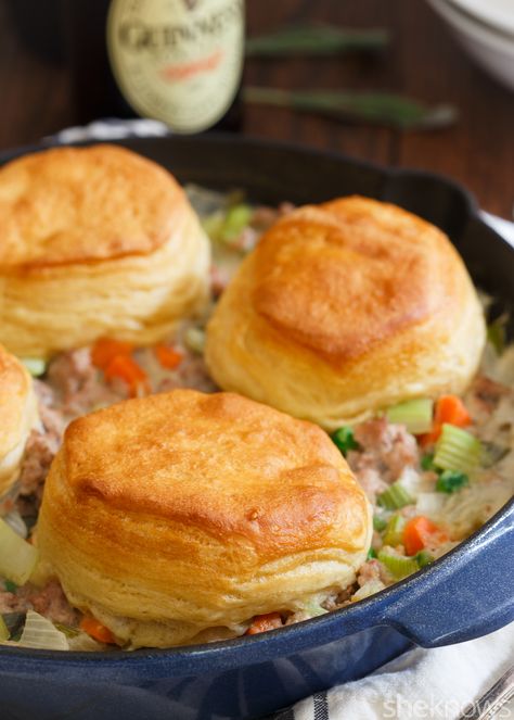 One-Pot Wonder: Turkey pot pie has never been easier – SheKnows Ground Turkey Biscuit Recipes, Chicken Pot Pie With Ground Chicken, Ground Turkey Pot Pie Recipe Easy, Ground Turkey And Biscuits Recipes, Ground Chicken Pot Pie, Leftover Ground Turkey Recipes, Ground Turkey Pie, Ground Turkey Pot Pie, Skillet Biscuits