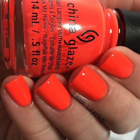 China Glaze Electric Nights Collection - Red-y To Rave Nails Summer Bright, Nails Red Orange, Red Orange Nails, Rave Nails, Nails Bright, Glaze Ideas, Nagellack Trends, Colorful Nail Designs, Get Nails