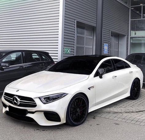 Mercedes Classic Cars, White Mercedes, Mercedes Auto, White Cars, Mercedes Cla, Top Luxury Cars, Lux Cars, Mercedes Benz Classic, Bmw I8