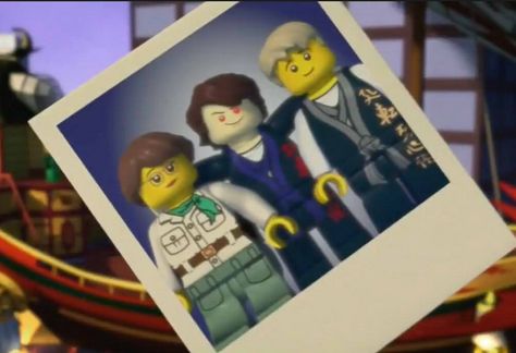 Wu was looking at a picture of him, Misako, and Garmadon. In it, the three look pretty young, and Garmadon has his red eyes. His evil transformation is ... Garmadon And Misako, Evil Transformation, Wu And Garmadon, Echo Zane, Ninjago Wu And Garmadon, Garmadon Ninjago, Lego Ninjago Garmadon, Ninjago Movie Garmadon, Ninjago Screenshots Funny