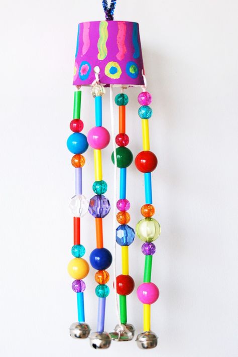 Wind Chime Craft For Kids, Preschool Wind Chimes, Diy Windchime Kids, Kids Wind Chime Craft, Wind Chimes Craft For Kids, Bead Wind Chimes Diy, Diy Wind Chimes Recycled, Beaded Wind Chimes Diy, Diy Wind Chimes For Kids