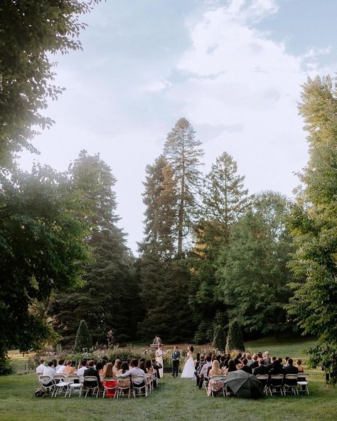 "You know your marriage is blessed when the weather calls for thunderstorms all afternoon & you wind up with justtttt enough rain to make your wedding day feel a little more magical" – @laurieashleyphotography 🤍 ⠀⠀⠀⠀⠀⠀⠀⠀⠀ A reminder that sometimes the most memorable moments happen when we embrace the unexpected. ⠀⠀⠀⠀⠀⠀⠀⠀⠀ #wedding #weddingphotographer #weddinginspiration #weddingday #love #weddingideas #weddings #instawedding #engagement #weddingphoto #photography #pose #poses #posingideas #... Morris Arboretum, Marriage Is, Insta Wedding, The Unexpected, Memorable Moments, Outdoor Ceremony, Historic Buildings, Summer Wedding, Outdoor Wedding