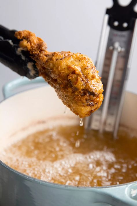 Deep Fryer Chicken, Fried Chicken Oven, Batter For Frying, Deep Fry Chicken, Best Fried Shrimp, Deep Fried Chicken Breast, Crispy Fried Shrimp, Deep Fryer Recipes, Perfect French Fries