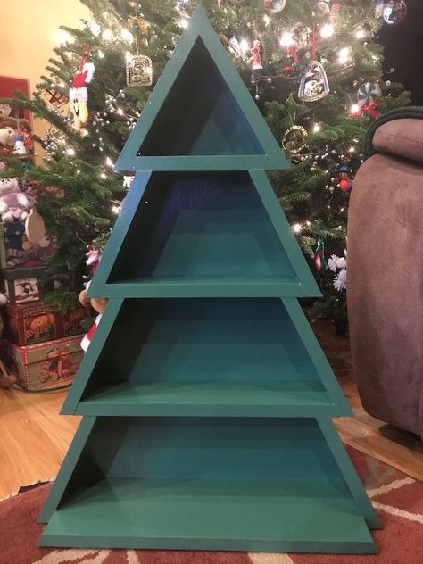 Shelf Tree, Tree Shelves Diy, Christmas Tree Bookshelf, Diy Christmas Tree Shelf, Diy Tree Shelf, Christmas Tree Shelves, Christmas Tree Shelf Diy, 2 X 4 Christmas Tree, Christmas Tree Shelf