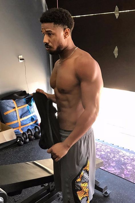 You Will Fall Out of Your Chair When You See These Ultrahot Pictures of Michael B. Jordan Working Out Michael B Jordan Girlfriend, Michael B Jordan Shirtless, Michael Bakari Jordan, Purposeful Life, Michael B Jordan, Family Lifestyle, Rabbit Hole, Jordan 3, Black Boys