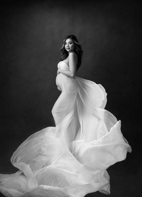 Maternity Photo Shoot Ideas, Studio Maternity Shoot, Maternity Studio Photoshoot, Studio Maternity Photos, Maternity Photography Poses Outdoors, Maternity Dresses Photography, Maternity Photography Poses Couple, Maternity Photography Studio, Maternity Photography Poses Pregnancy Pics