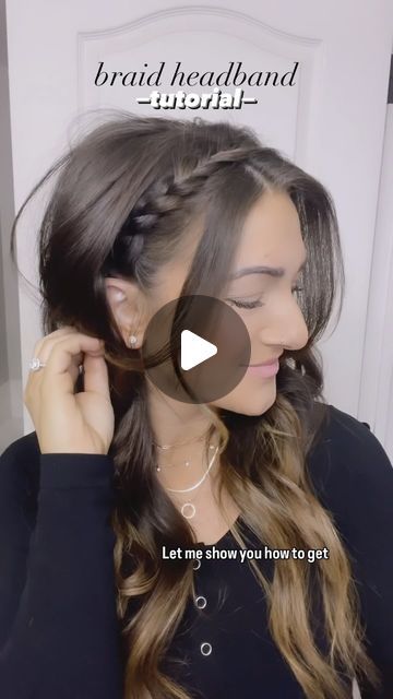 Amelia Gaerte on Instagram: "✨Braid headband tutorial✨   This is such a cute little hack that looks harder than it is! If your hair is long enough, I promise you can do this!! Tag me if you try it so I can see! 🥰   #hairtutorial #braidheadband #braidhairhacks #hairstyleidea #hairstyleinspo #hairreel #easyhairstyle #simplehairstyle #elevatedhairstyle #longhairhairstyle #cutehairstyle" Braid In Front Curly In Back, Simple Front Braid Hairstyles, Mid Length Hair Braid Styles, Headband Braids Hairstyles, Braided Hair Headband, Braid Hairstyles Straight Hair, Easy Braid Headband, Braid Crown Hairstyles, Braided Headband Hairstyles