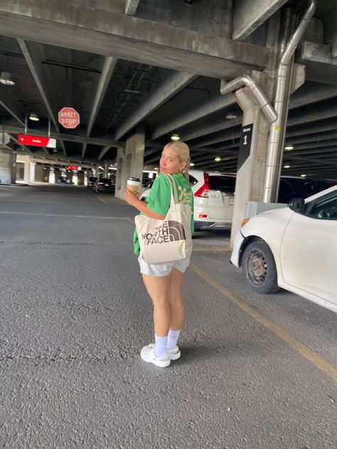 Outfits With Crocs Summer, Croc Outfits Aesthetic, Stucco Crocs Outfit, Bummy Outfits With Crocs, Crocs And Shorts Outfit, White Crocs Outfit Summer, Summer Croc Outfits, Outfits For Crocs, White Platform Crocs Outfit