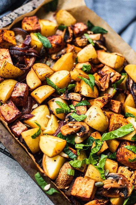 Closeup of baking tray with potatoes and tofu Sheet Pan Potatoes, Vegetable Sheet Pan, Pan Potatoes, Vegan Sheet Pan, Cook Tofu, Cooking Brussel Sprouts, Filling Dinner, Pan Recipes, Vegan Meal Prep