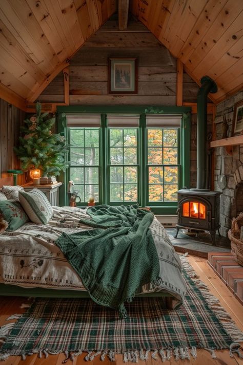 29 Dark Green Bedroom Ideas for a Luxurious and Calming Space 16 Evergreen Bedroom, Bedroom Dark Green, Dark Green Bedroom Ideas, Dark Green Bedroom, Green Bedroom Ideas, Bedroom Dark, Treehouse Cabins, Tranquil Bedroom, Moody Bedroom