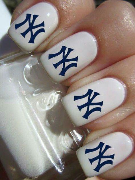 Yankees Yankees Nails, Baseball Nail Designs, Baseball Nails, Chloe Nails, Hoco Nails, Yankees Logo, Festival Nails, Nail Length, Beautiful Nail Art