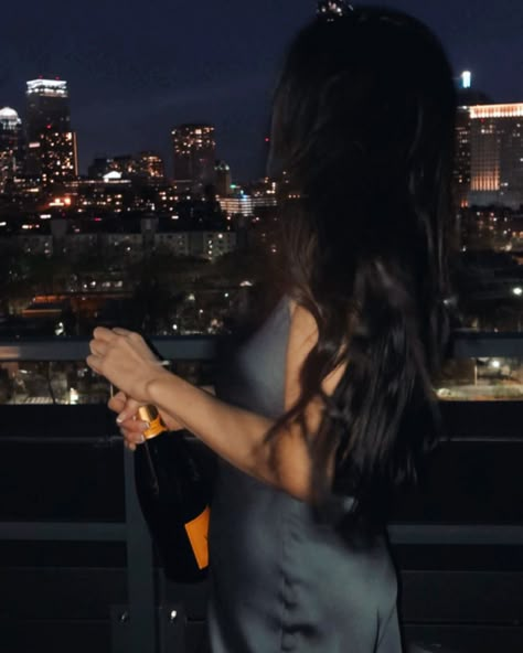 #city #birthday #fun #nightout #party #rooftop #nightlife #girlsnight #nightoutfashion #fashion #champagne #cityviews Lei, The City, Wine, With Friends, The World, Music