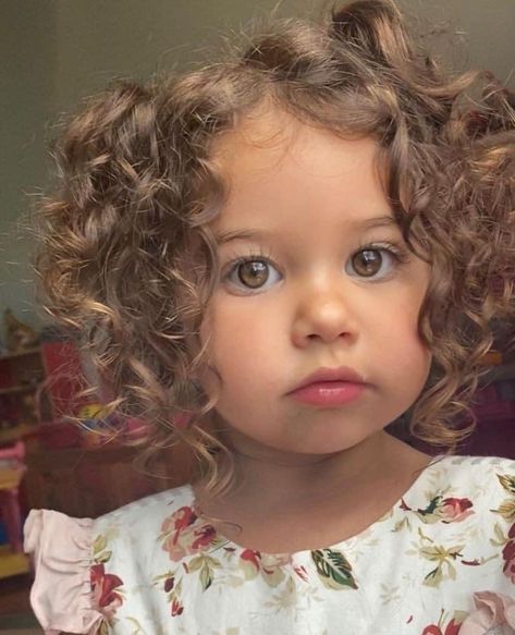 Mixed Kids, Curly Girl Hairstyles, Stunning Eyes, Toddler Hair, Beautiful Family, Future Baby, Future Kids, Baby Fever, Baby Hairstyles