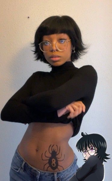 Cosplay Characters For Women, Halloween Black Women Costume Ideas, Halloween Costumes Black Characters, Woman Cosplay Ideas Anime, Anime Character Halloween Costume, Cosplay With Black Hair, Black Hair Cosplay Ideas, Easy Female Cosplay Ideas, Halloween Costumes Anime Characters