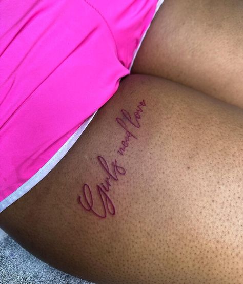 Name Tattoo On Hip, Girls Need Love Tattoo, Delicate Feminine Tattoos, Cursive Tattoos, Henna Tattoo Designs Hand, Foot Tattoos For Women, Black Girls With Tattoos, Tattoos For Black Skin, Dope Tattoos For Women